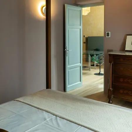 Gilded Age Luxury Dream Historic Center Palermo