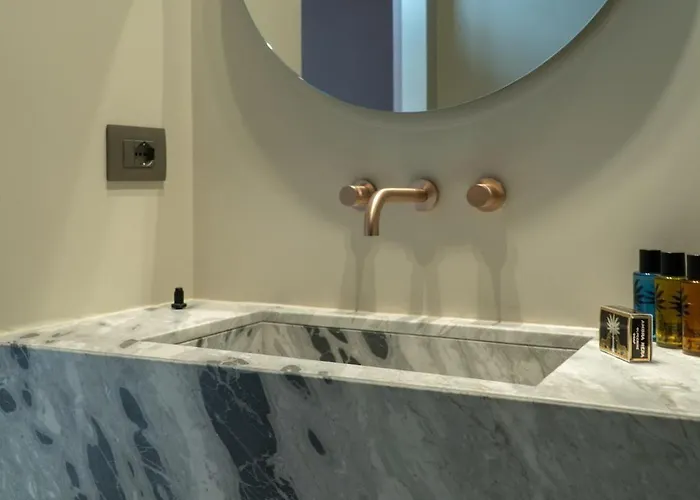 Gilded Age Luxury Dream Historic Center شقة باليرمو