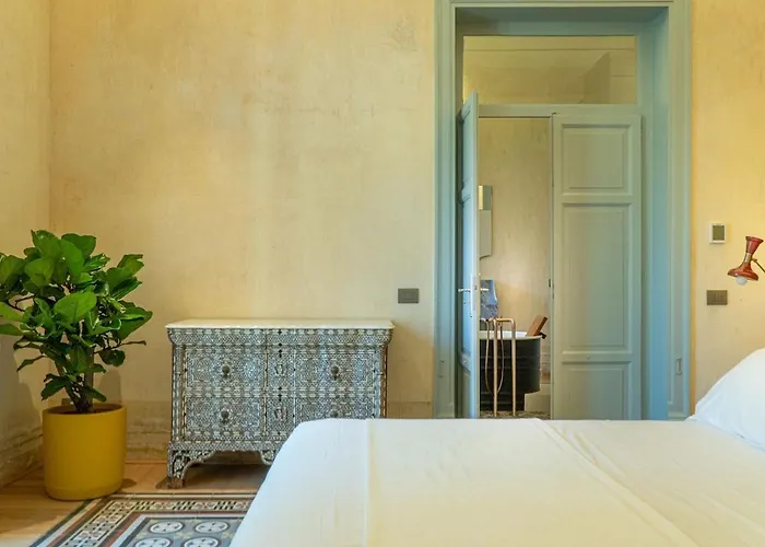 Gilded Age Luxury Dream Historic Center * باليرمو