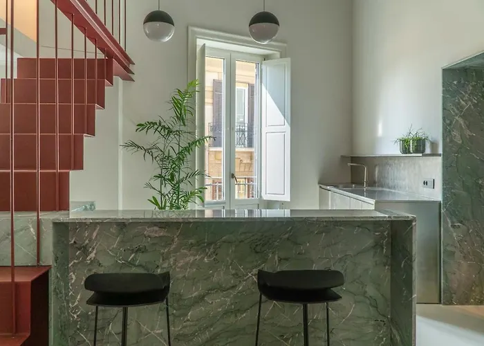 Gilded Age Luxury Dream Historic Center *